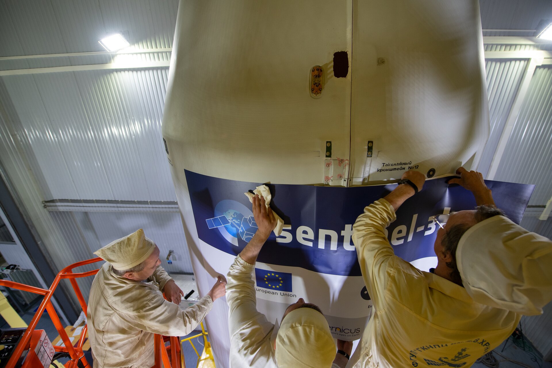 Positioning Sentinel-3B's fairing sticker