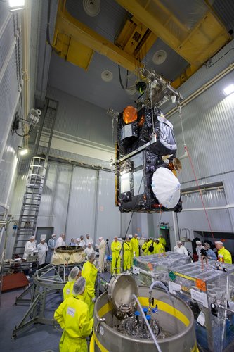 Sentinel-3B being mated with the Rockot adapter 