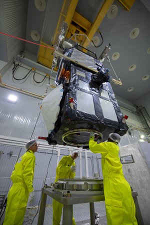 Sentinel-3B being mated with the Rockot adapter 