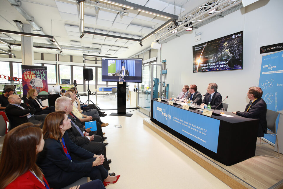 ESA DG Jan Wörner’s presentation during the ESERO Luxembourg launch event