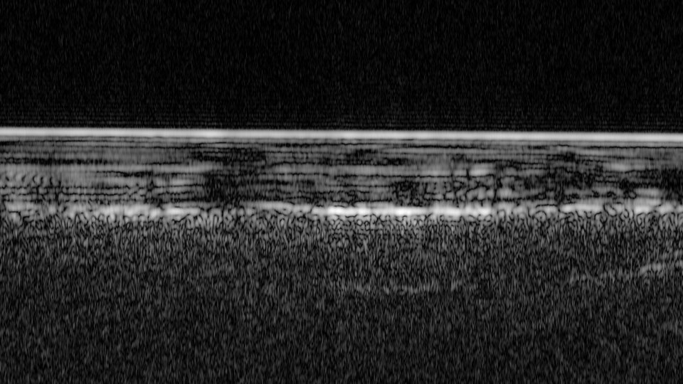 Detecting buried water with radar 