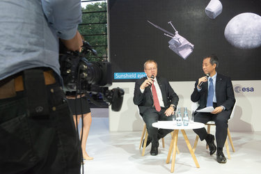 ESA DG Jan Wörner, Hiroshi Yamakawa, President of JAXA