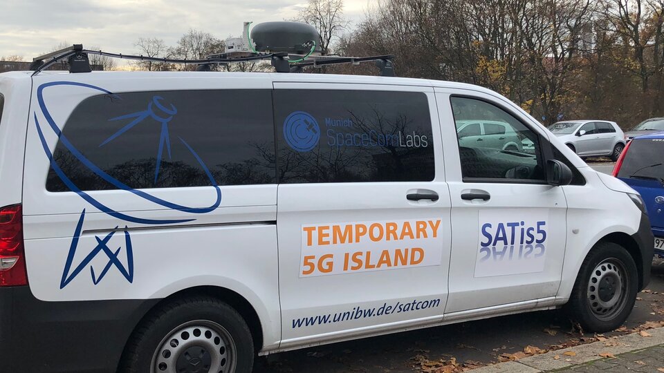 The satcom-enabled van