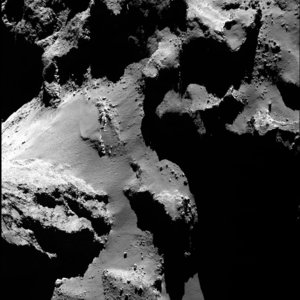Bouncing boulder on Comet 67P/C-G