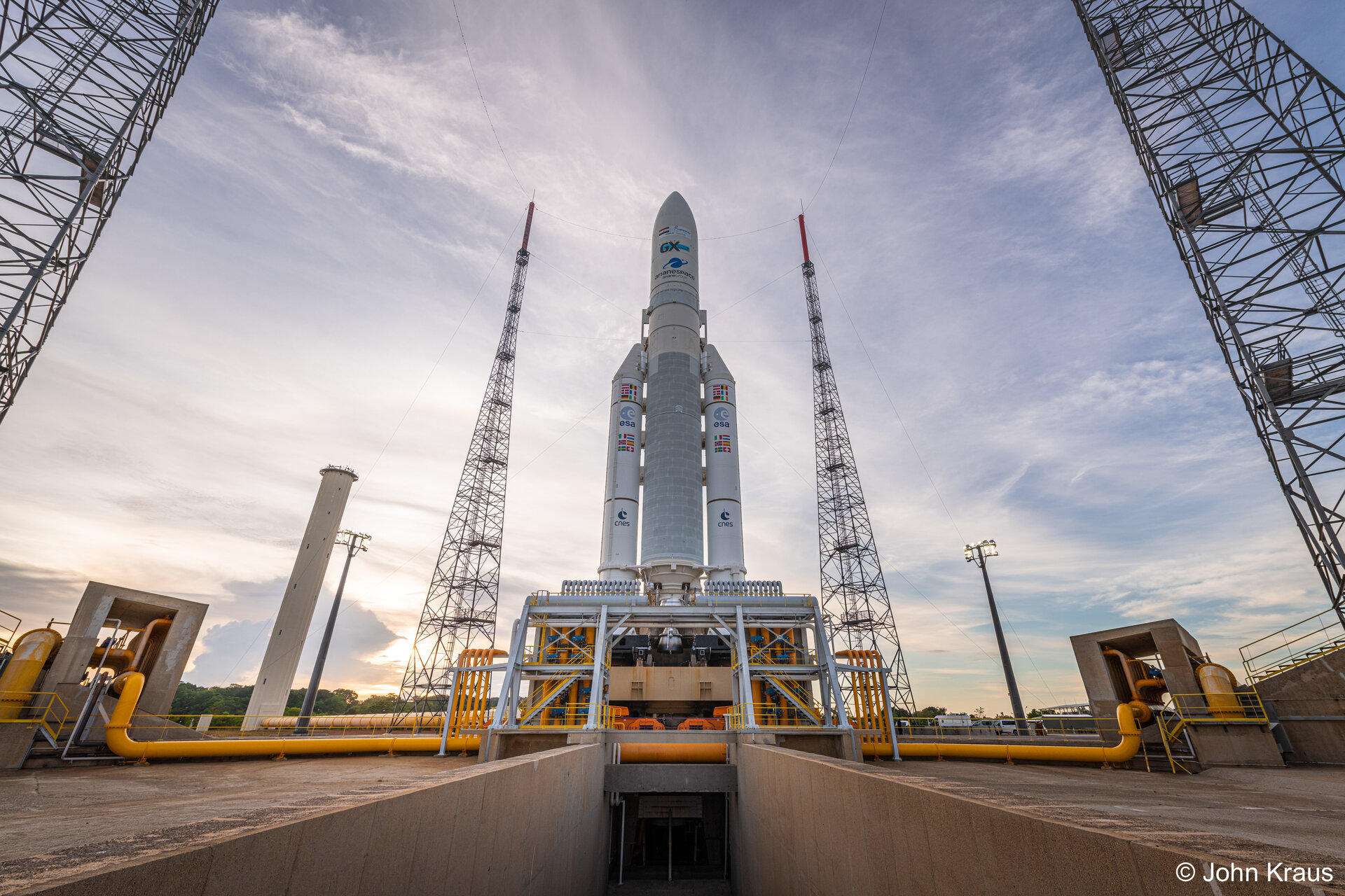 Ariane 5 poised for liftoff © John Kraus