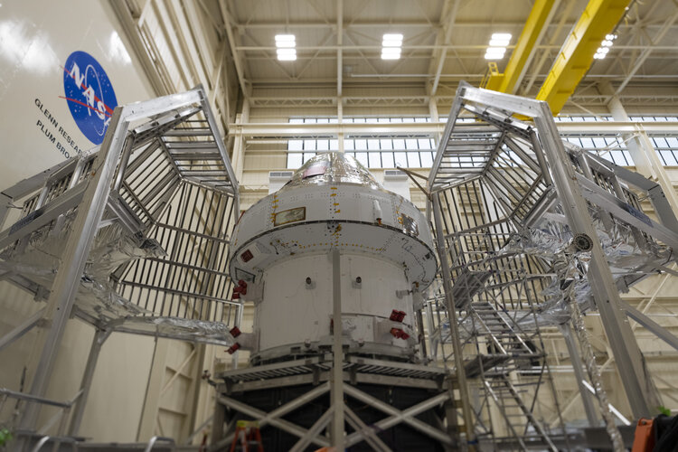 Thermal enclosure for Orion
