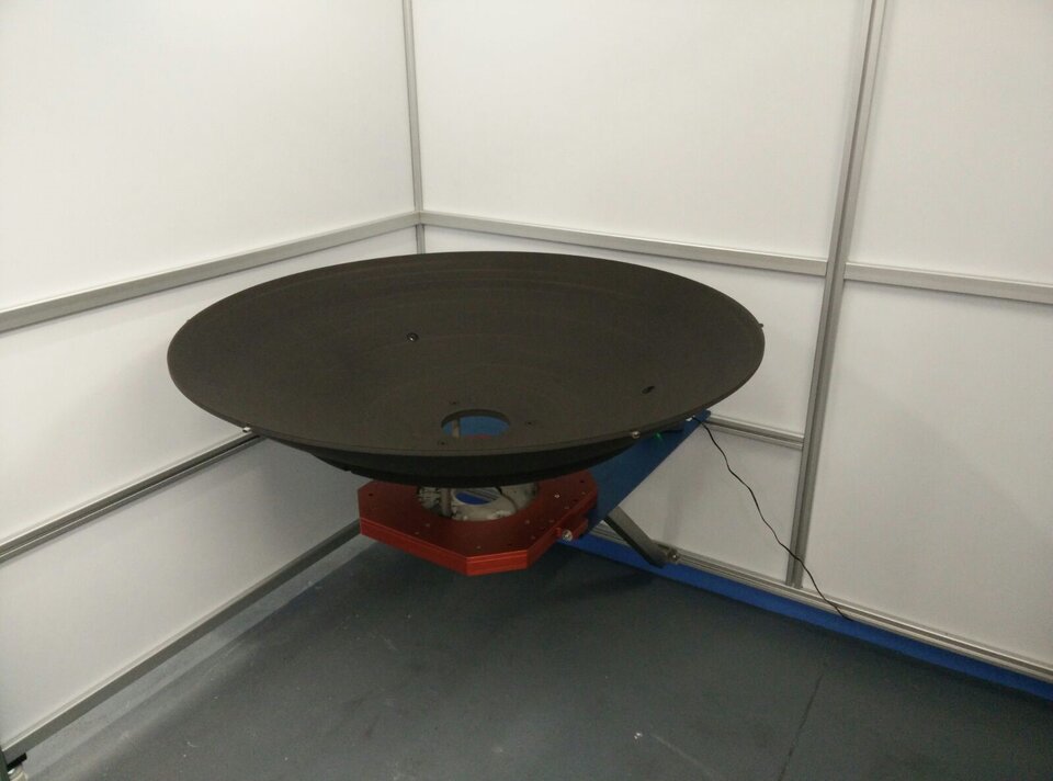 SolarBlack coating on reflector dish