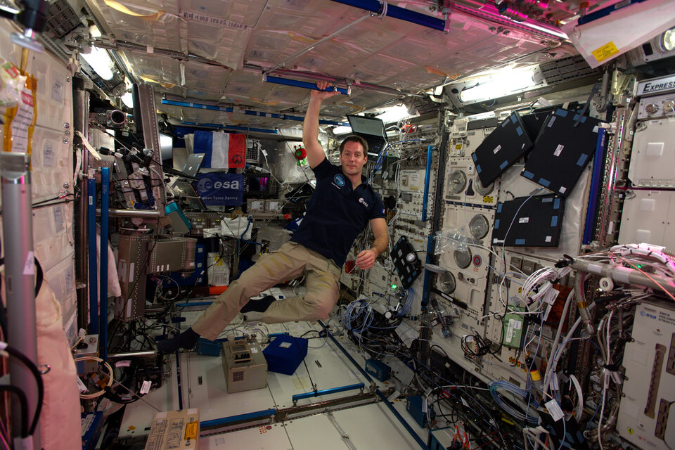 Thomas Pesquet à bord du laboratoire Columbus durant sa mission Proxima.