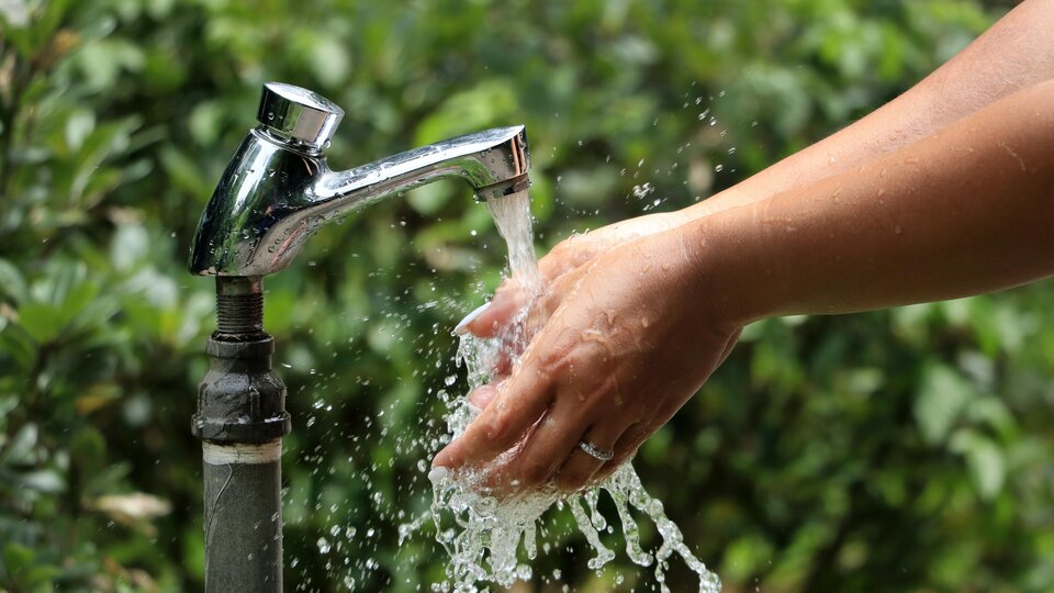 Cosmic nos ayudará a ahorrar agua. 