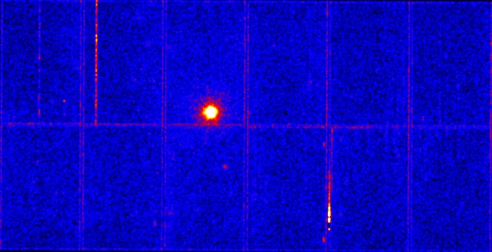 Observações do XMM-Newton do Swift J1818.0-1607, o magnetar mais jovem conhecido