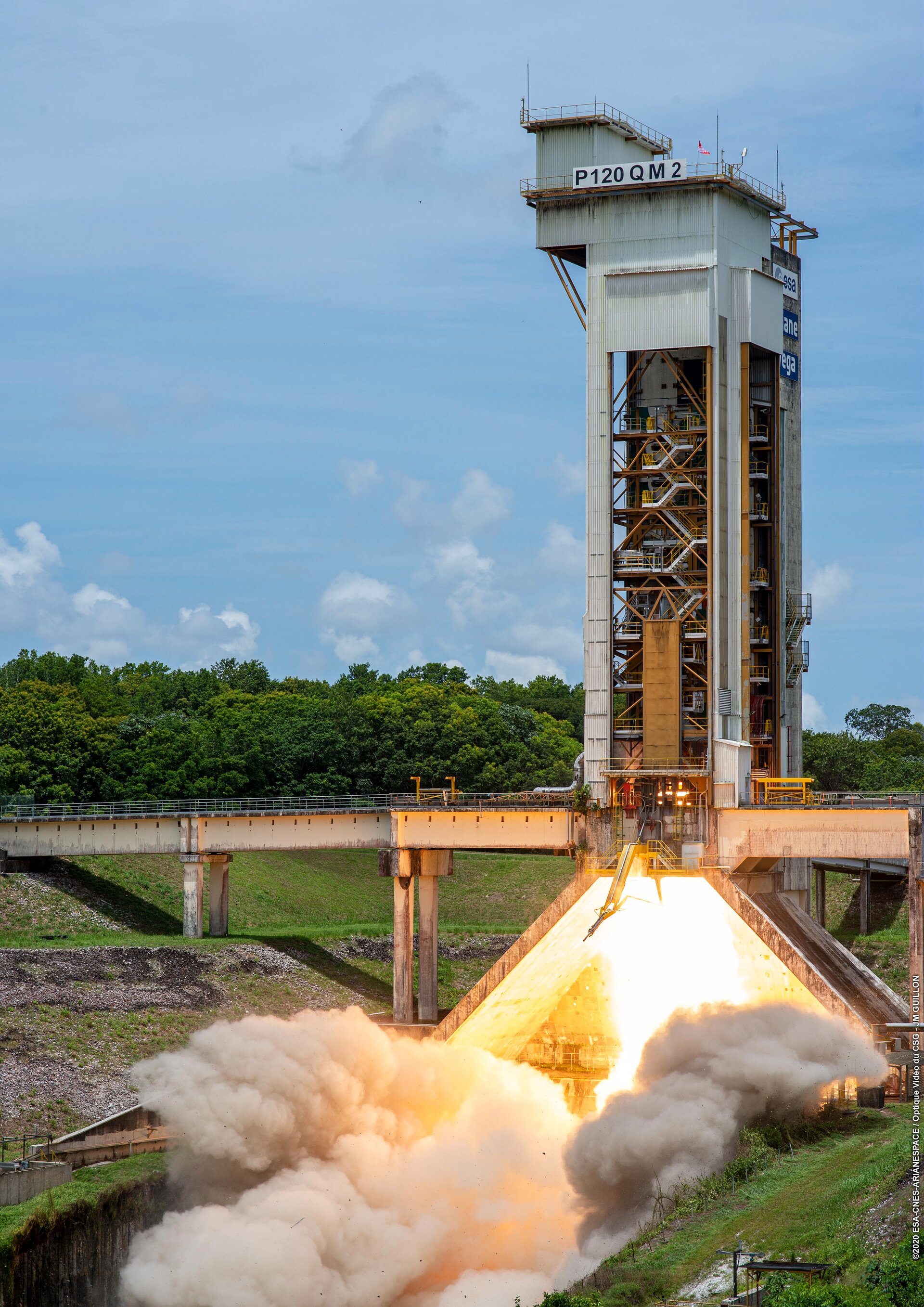 The qualification model of the P120C motor for Ariane 6 completed its hot firing on 7 October 2020 at Europe's Spaceport