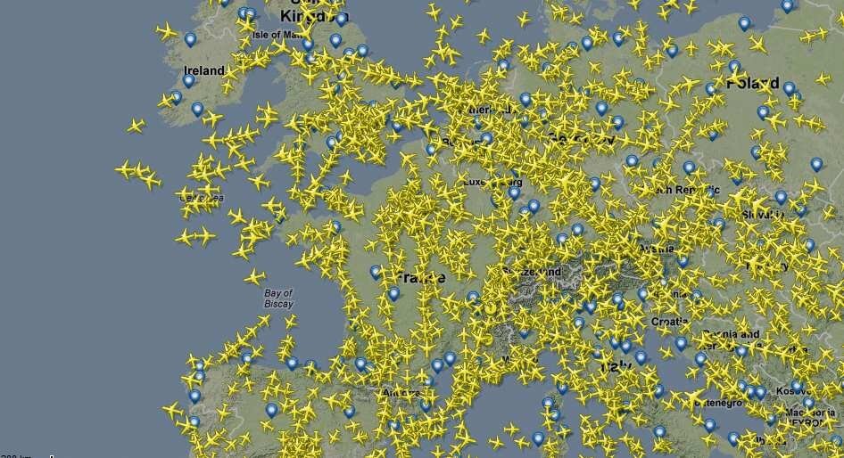 Dense network of commercial aircraft flying over land and seas