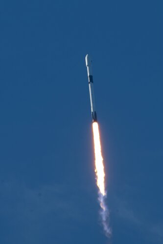 Sea-level monitoring satellite lifts off 