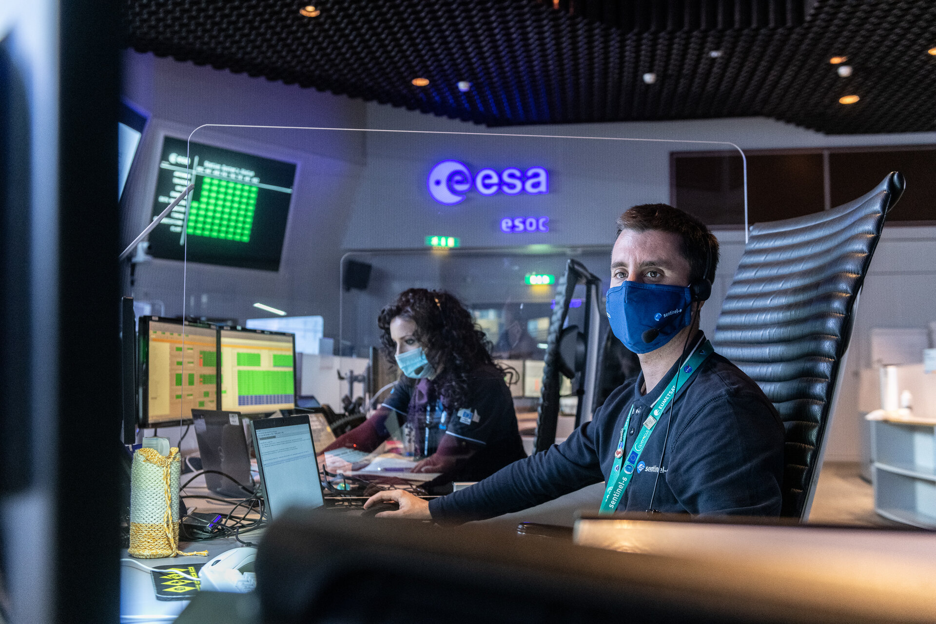 Inside ESA mission control during Sentinel-6 launch, 21 November 2020
