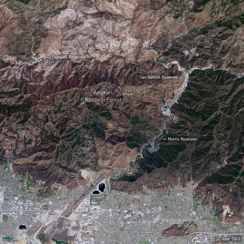 Stark reality of Californian drought from space