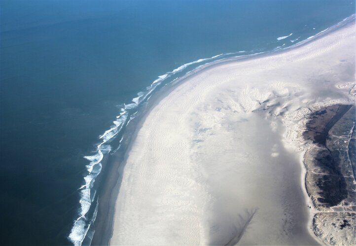 Flying over the Wadden Sea for Harmony