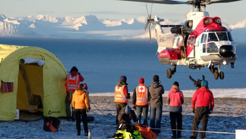 Cvičení záchranářů v Arktidě