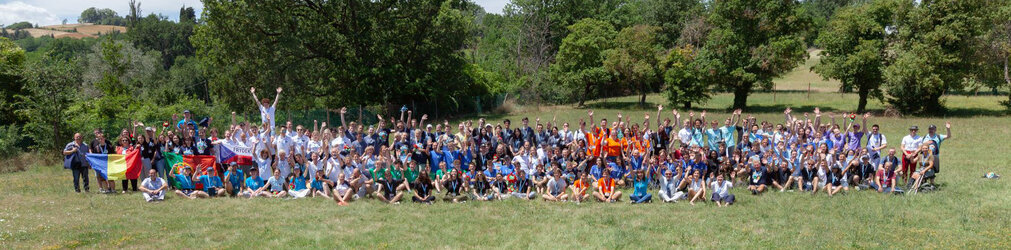 Group photo at the 2022 European CanSat Competition!