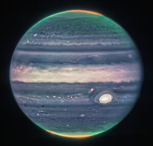 Jupiter showcases aurorae, hazes (NIRCam closeup)