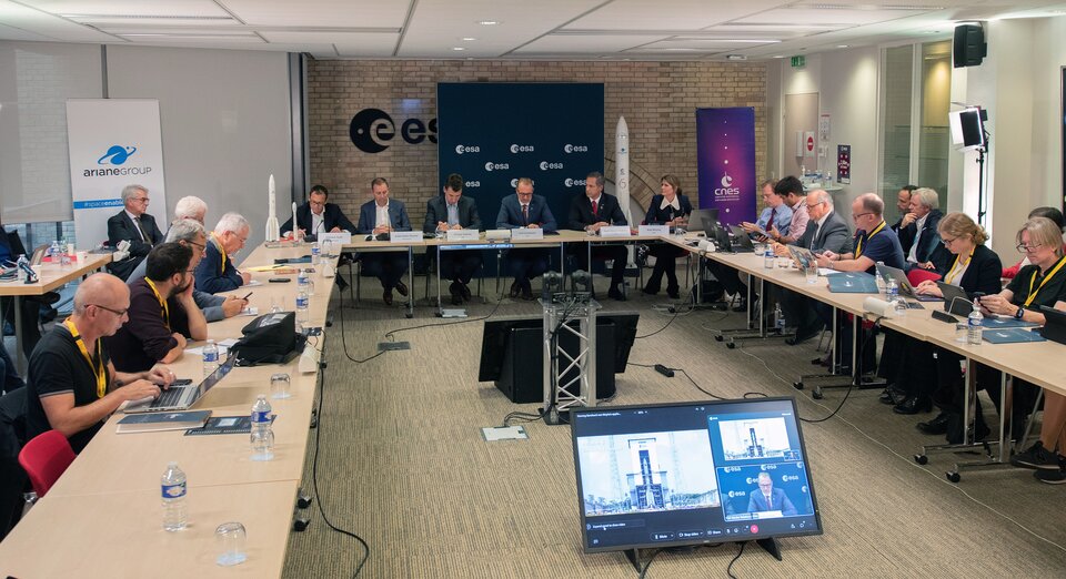 Setkání se zástupci médií to v ústředí ESA v Paříži