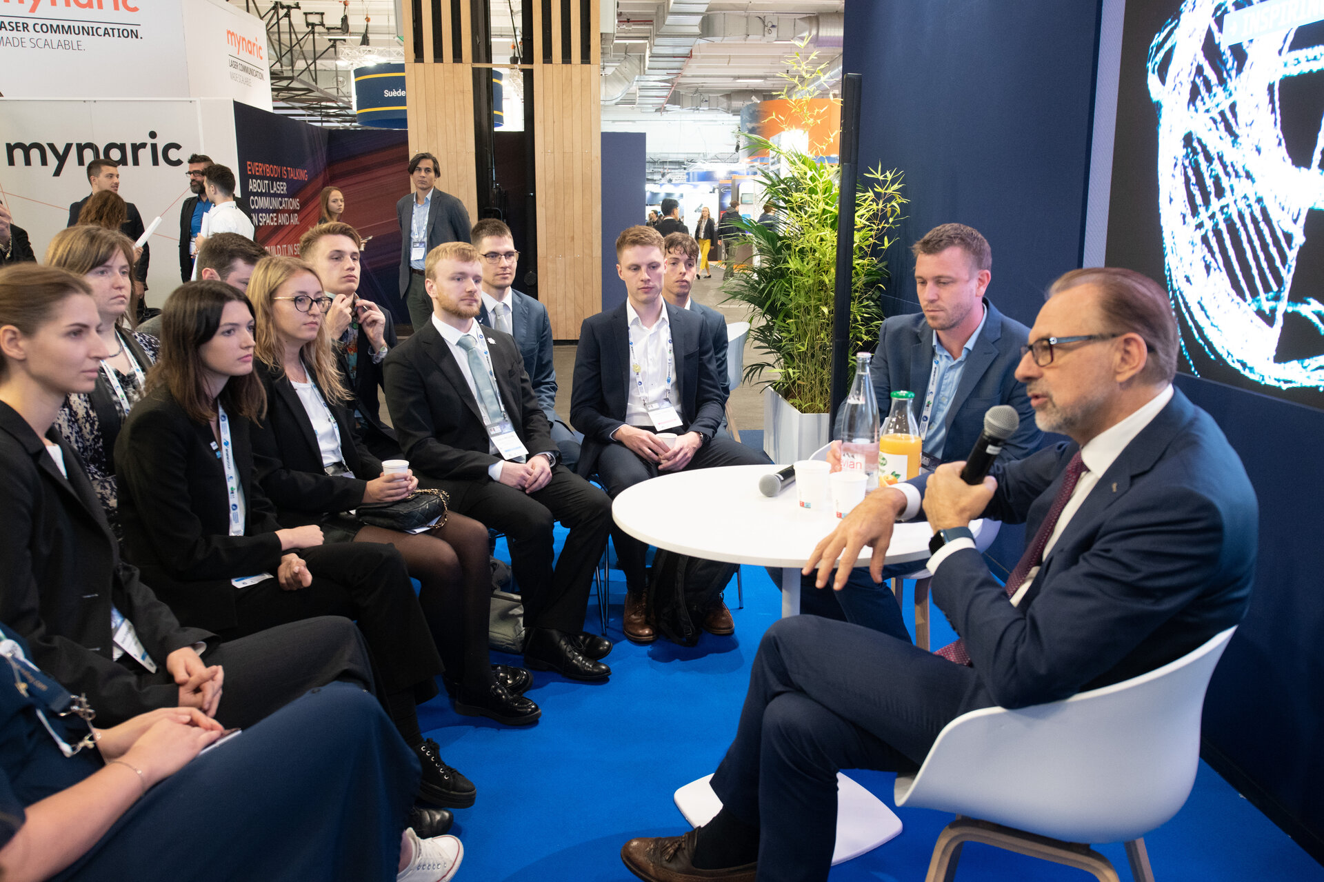 ESA-sponsored ISEB students meet with ESA Director General, Josef Aschbacher