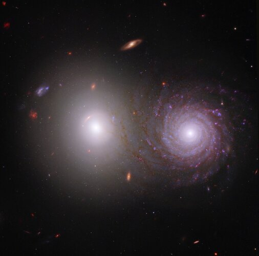Overlapping galaxies VV 191 (Webb and Hubble composite image)