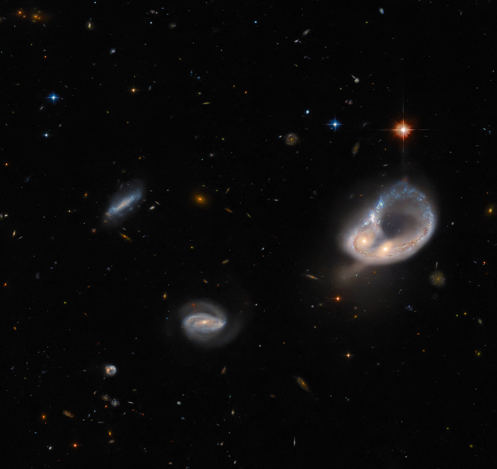Hubble hunts an unusual galaxy
