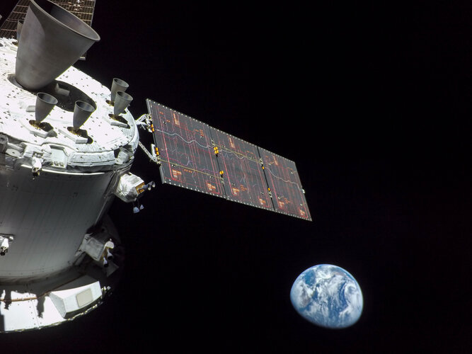 Orion, European Service Module and Earth during Artemis I