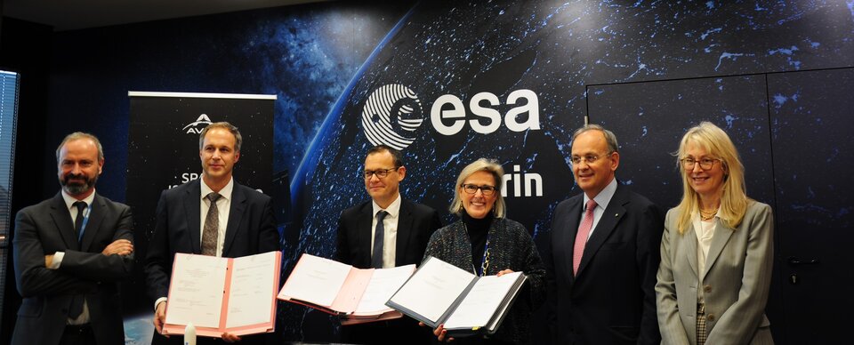 Launch contract signed for five Copernicus Sentinels