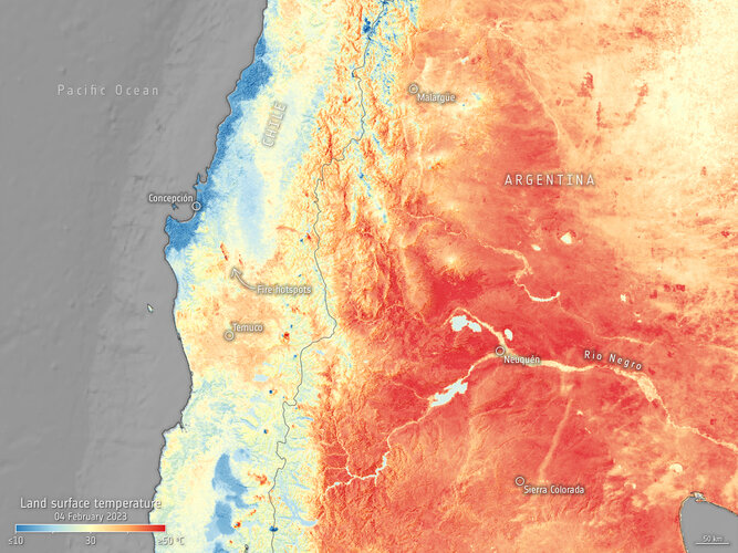 Deadly wildfires continue to rage in south-central Chile destroying hundreds of thousands of hectares of land across the country. Satellite images captured by the Copernicus Sentinel-3 mission on 4 February show the ongoing fires and heatwave in South America.
