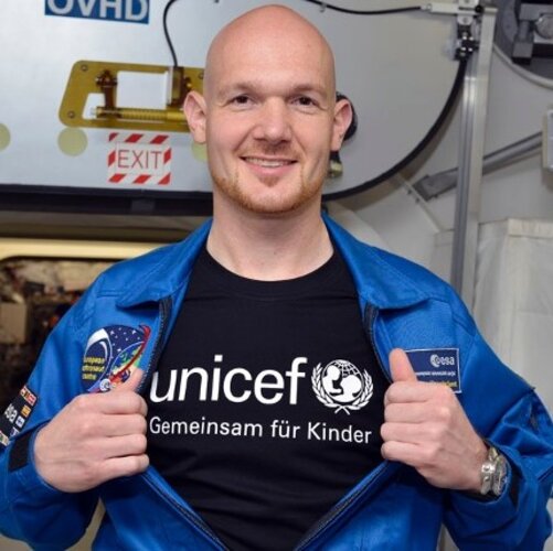 Alexander Gerst supporting Unicef