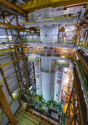 Ariane 5 takes shape ahead of Juice launch