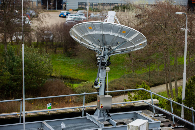 Big dish on Navigation Lab roof