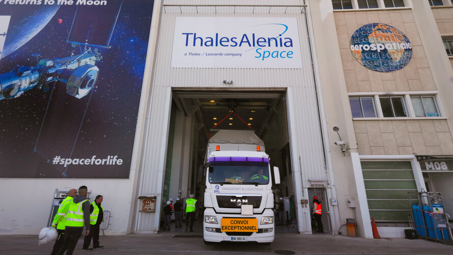 Euclid departs from Thales Alenia Space’s plant in Cannes 