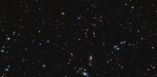 Quasar J0100+2802 (NIRCam image)
