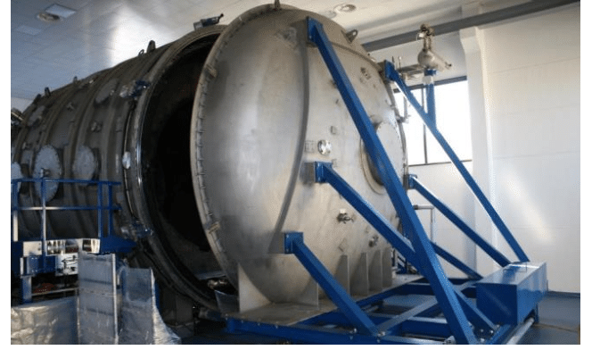 Sitael vacuum chamber