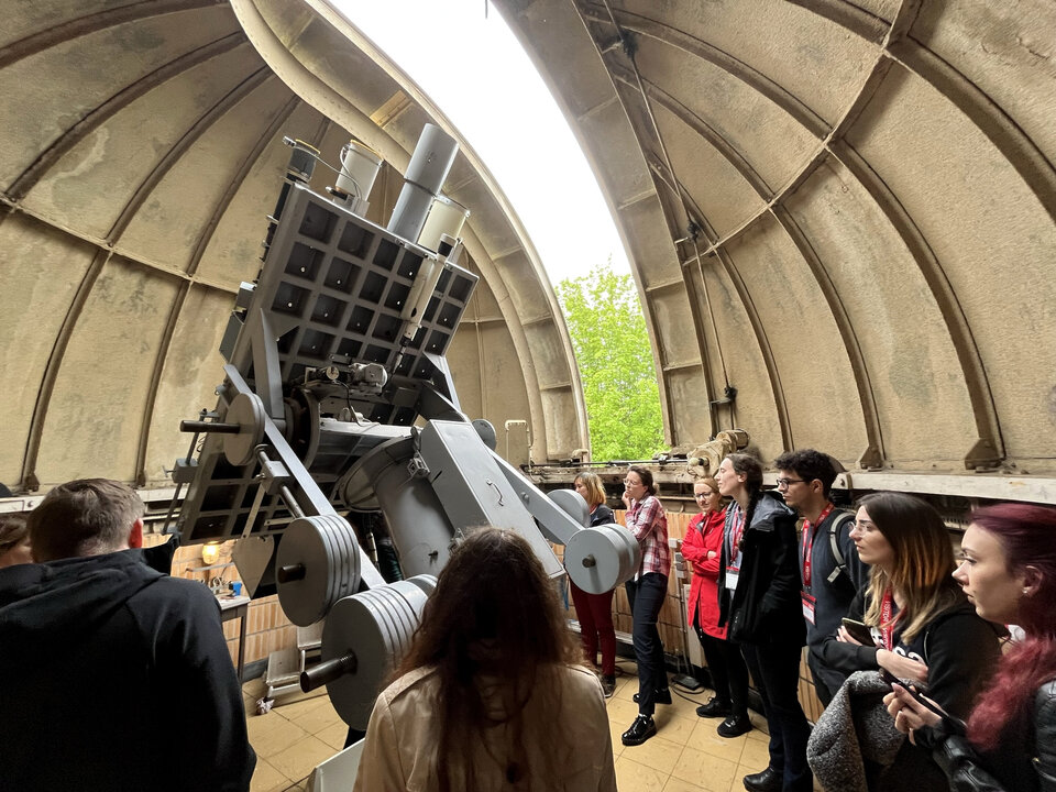 Students visiting the Solar-Terrestrial Centre of Excellence