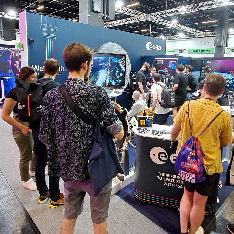 Welcome to the ESA Zone! ESA’s stand at Gamescom 2023 was the place to be for video game fans curious about space.