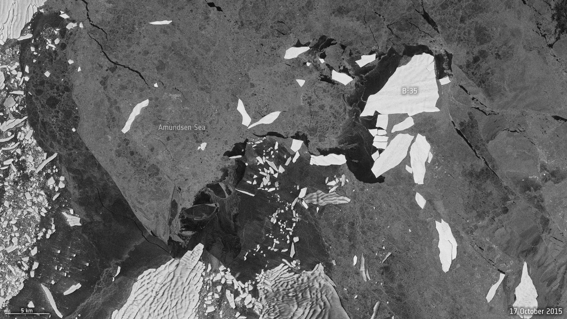 Icebergs in the Amundsen Sea, off the west coast of Antarctica