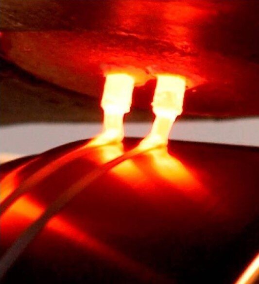 Spinning molten aluminium into thin strips