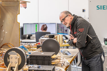 Euclid's twin arrives at mission control - set-up complete