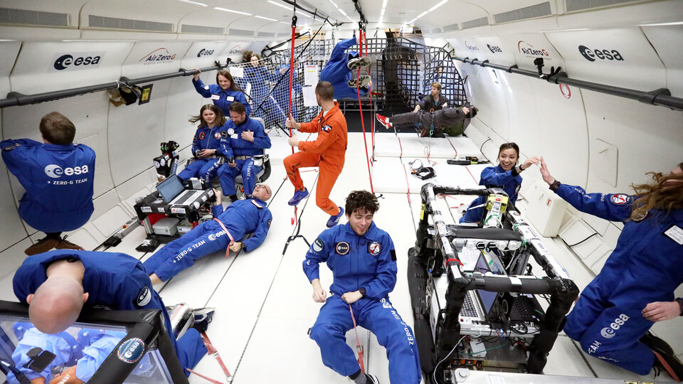 The passengers and their experiments experience around 20 seconds of microgravity at a time.