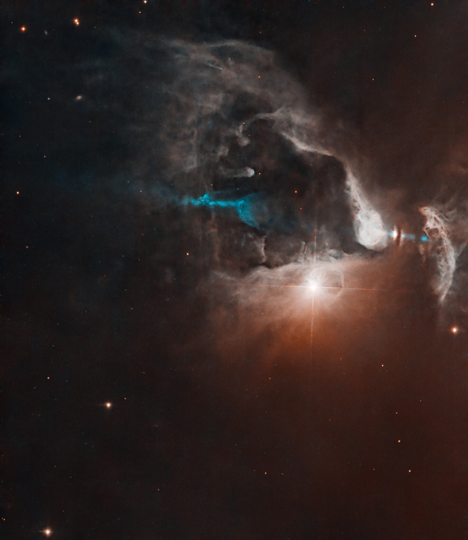 Hubble sees new star proclaiming its presence with cosmic light show