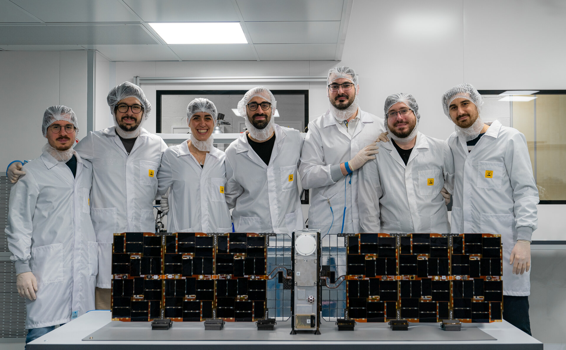 Il cubesat Milani, in costruzione presso Tyvak International a Torino per la missione Hera dell'ESA. Credits: Tyvak International