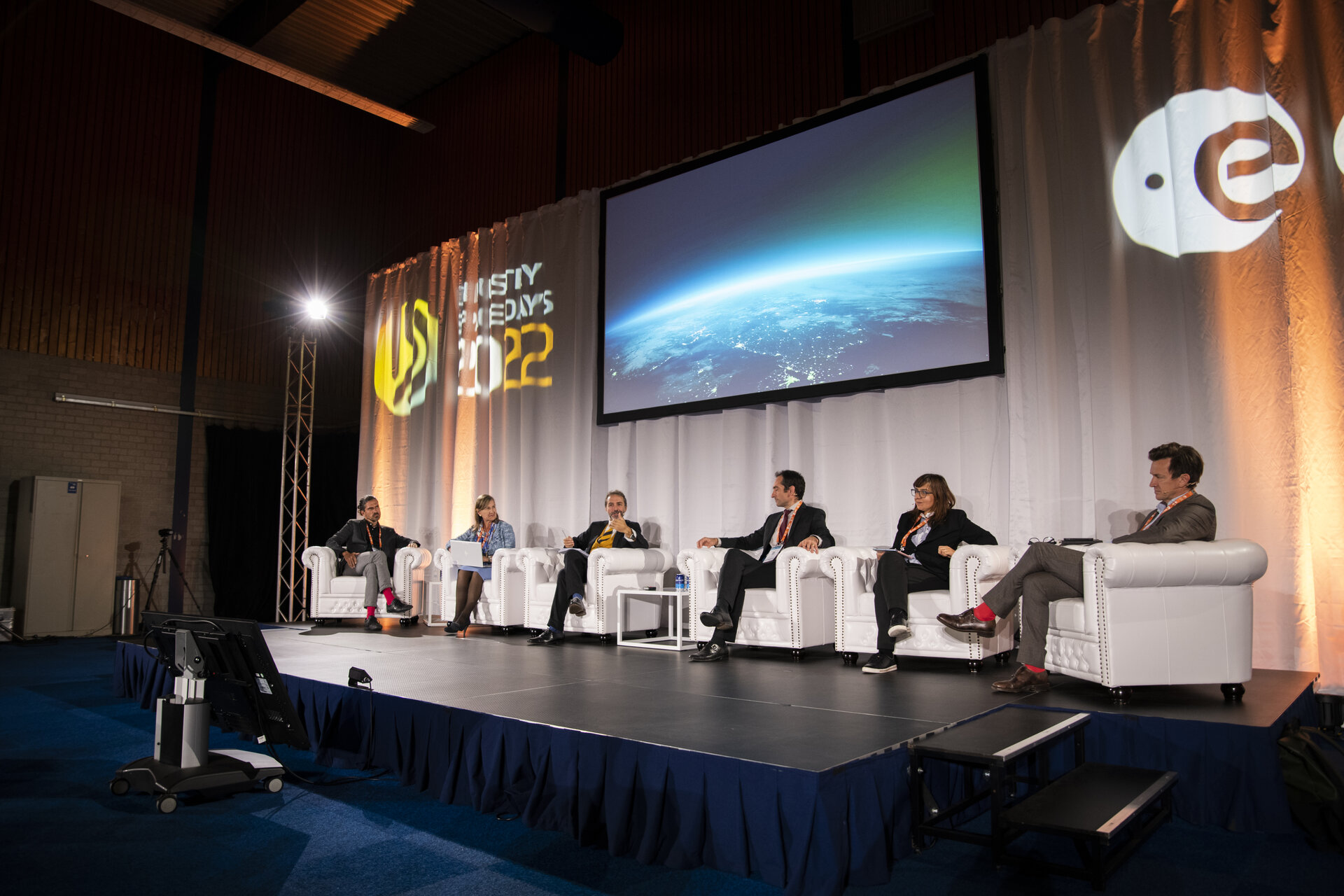 SMEs taking part in panel discussion in Industry Space Days 2022 