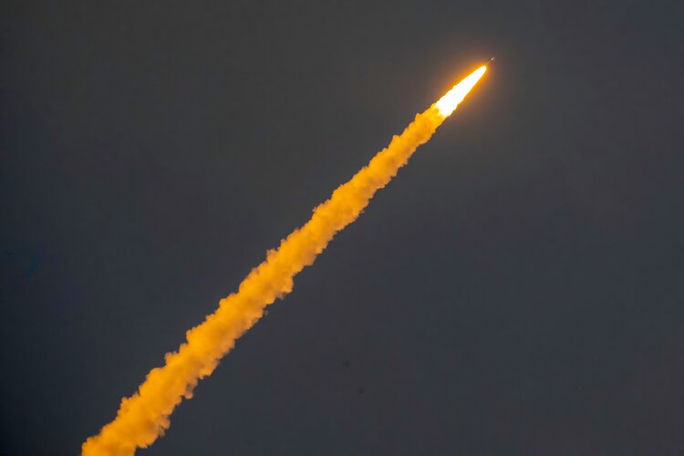 Sentinel-1C radar satellite on its way to orbit