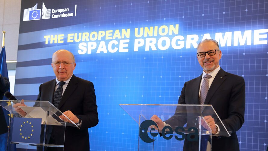 Joint press point between ESA DG Josef Aschbacher and EU Commissioner Andrius Kubilius