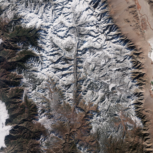 The Copernicus Sentinel-2 mission takes us over the Sequoia and Kings Canyon National Parks in California’s Sierra Nevada mountains.