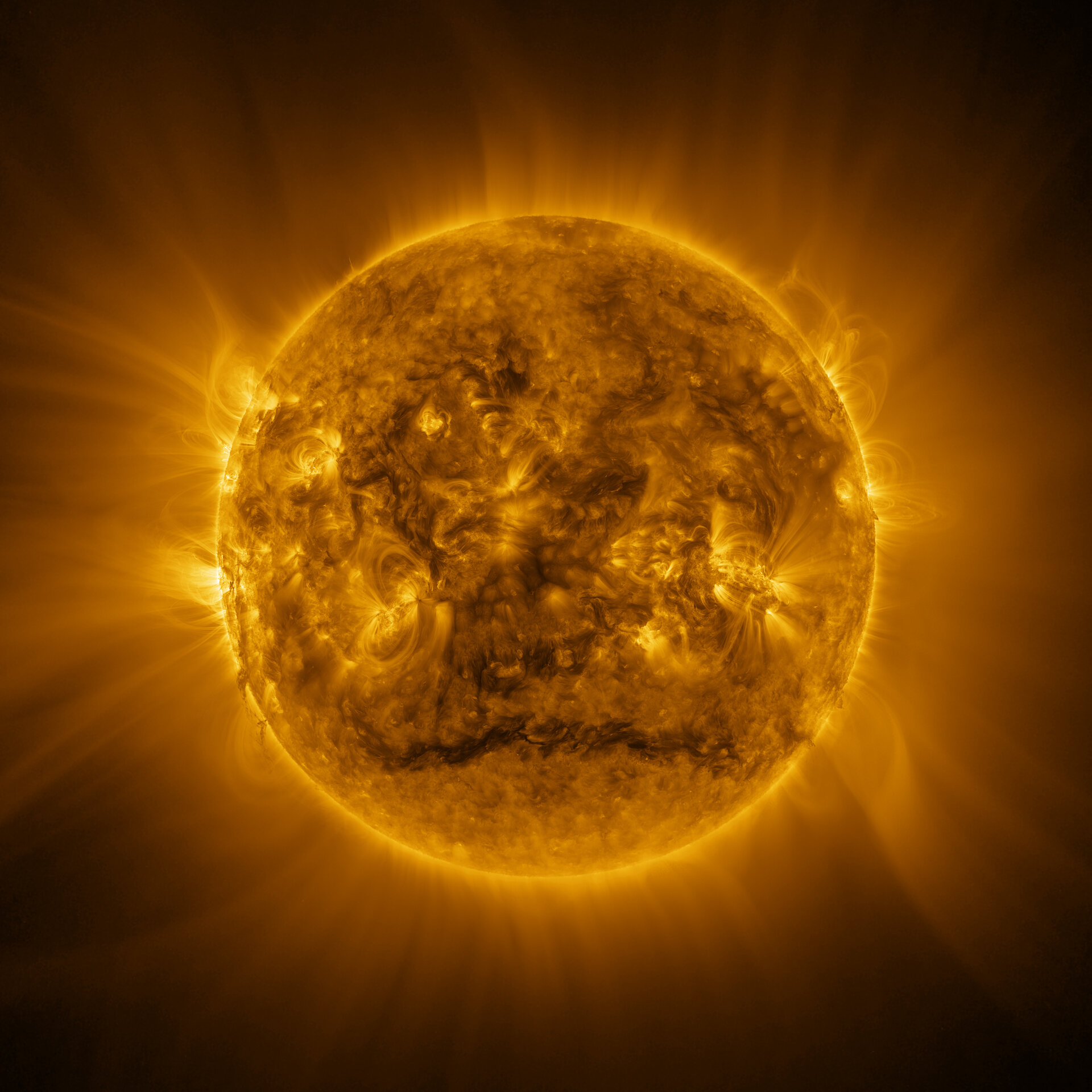 Solar Orbiter's widest high-res view of the Sun