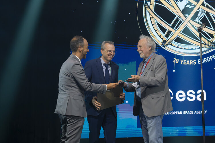 René Oosterlinck at 30 years of European satellite navigation